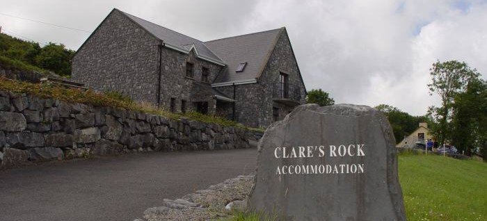 Clares Rock Hostel Andbudget B and B, Carran, Ireland